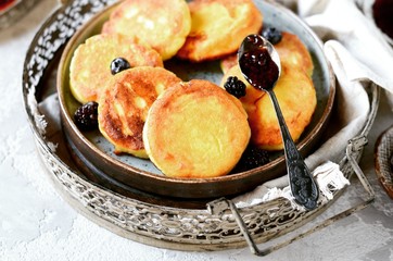  Gluten-free cheese pancakes with blueberries, breakfast