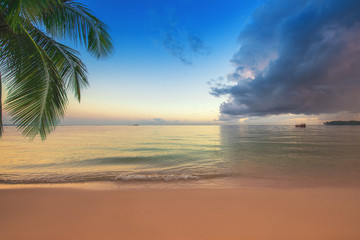 Fototapeta na wymiar Landscape of paradise tropical island beach
