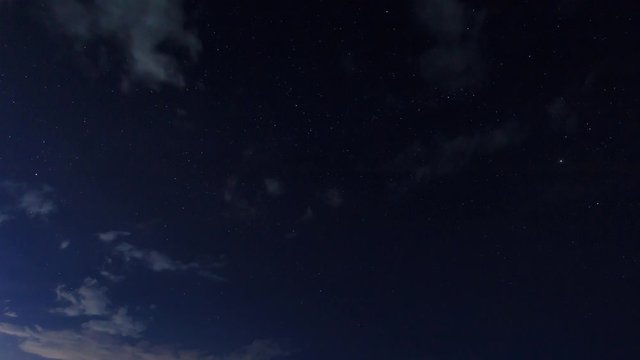 Beautiful Night Sky Starry Tails 4K Time Lapse