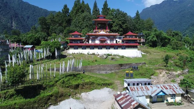 Village de Yuksom dans l'&eacute;tat du Sikkim en Inde vue du ciel
