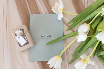 Wedding cards and Tulipa the concept of wedding cards and flowers to decorate White flowers are beautiful and add elegance as well. Is a role model of cards, but beautiful work