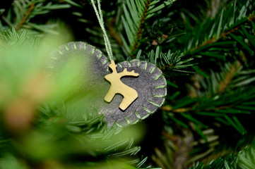 Decoration on Christmas tree - felt heart © Designak