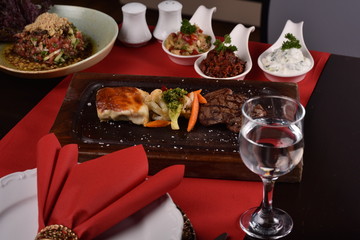 eating meat and good presentation
