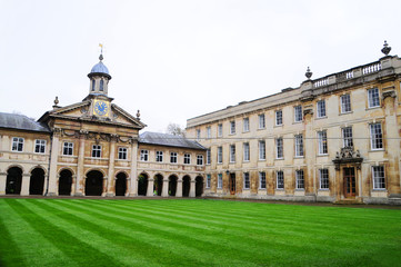 英国 ケンブリッジ大学の境内
