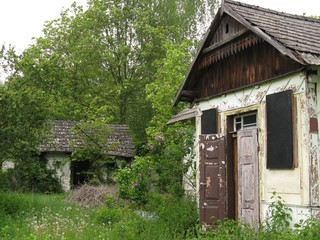 opuszczone gospodarstwo © Tomek