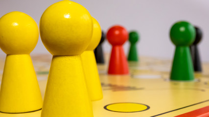 Brettspiel Mensch ägere dich nicht