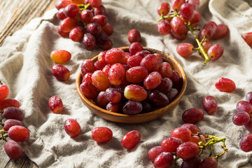 Raw Organic Red Grapes
