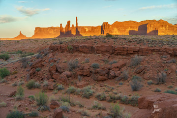 the scenic drive in the monument valley, usa