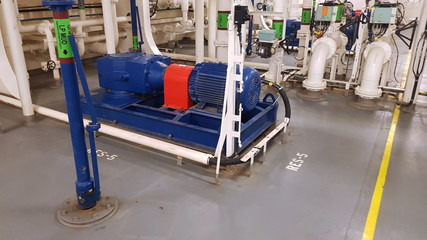 Agitators for mud tank onboard drillship
