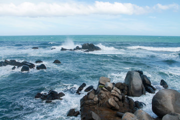 Choque de olas en el las playas de Cabo San Juan