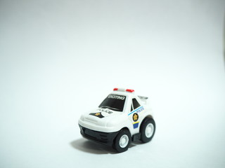 パトカーの玩具 © Junichi