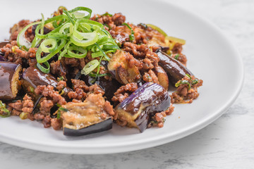 なすの肉みそ炒め