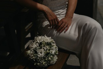 bouquet and bride hands