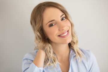 Naklejka premium True beauty is feeling good in your own skin.