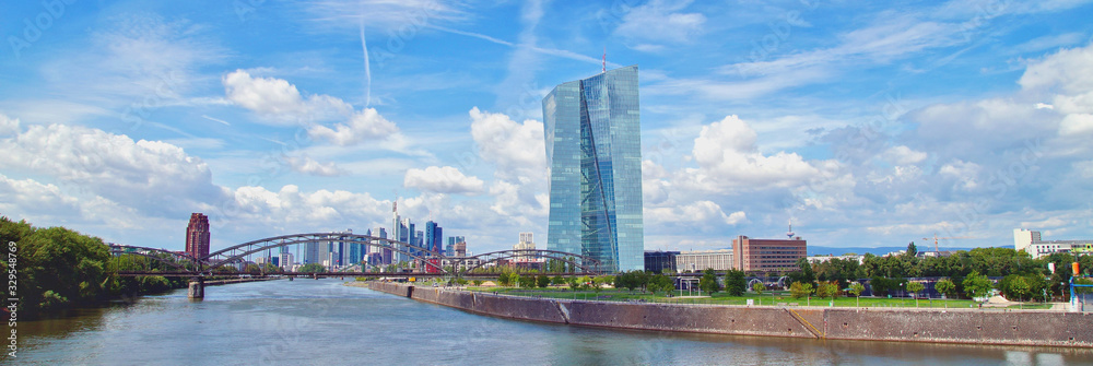 Wall mural panoramic view of the river main and ecb with the european city skyline ,financial centre of frankfu