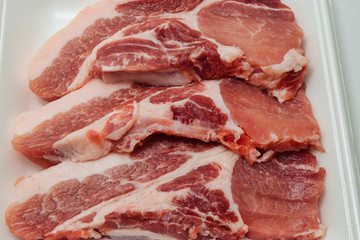 国産豚ロース肉