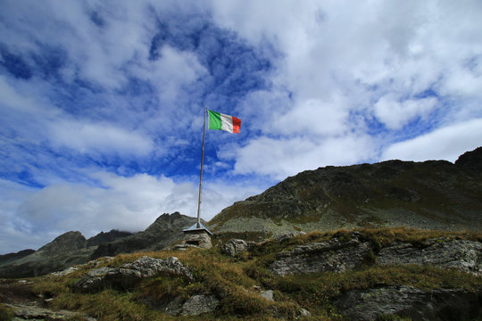 Passo dello Spluga, is an Alpine mountain pass of the Lepontine Alps, border between Italy and Swiss