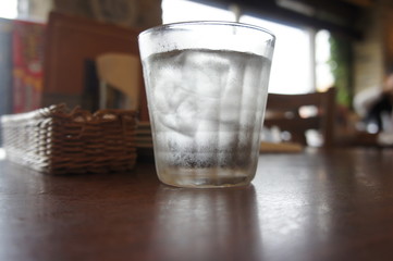 冷水