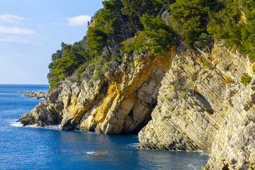  Spectacular sea and forest views from Montenegro Petrovac