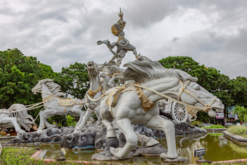 Fototapeta na wymiar Estatua Bali
