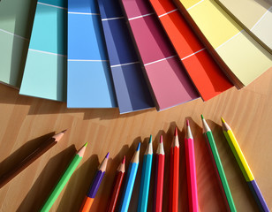 Crayons de couleurs et nuancier