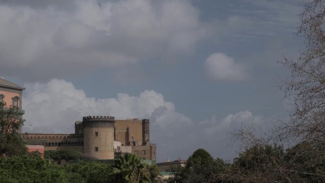 N&aacute;poles. Torre del Castel Nuovo. Campania, Italia, Europa.