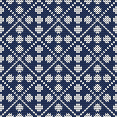Knitted seamless abstract geometric pattern