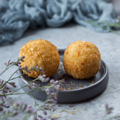 Fried rice balls with shrimp