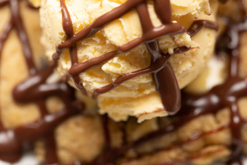 cookie with ice cream