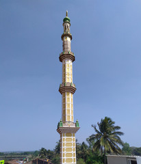 Fototapeta na wymiar Minaret of mosque in india