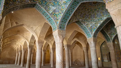 Fototapeten The prayer hall of Vakil Mosque with columns, Shiraz, Iran © CanYalicn
