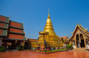 Naklejka premium Wat Phra That Hariphunchai is a Buddhist temple in Lamphun, Thailand