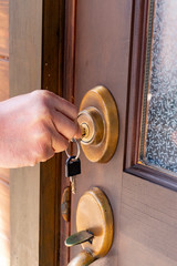 木製アンティークドアの施錠