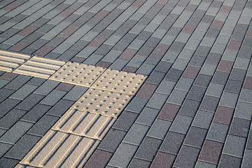 点字ブロック　歩道