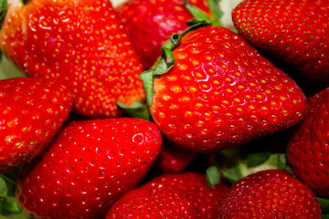 Fresas rojas jugosas