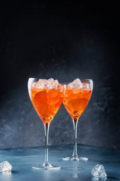 Italian aperitif Aperol Spriz
