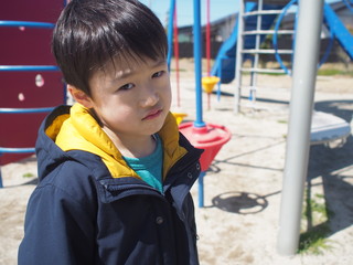 不機嫌な男の子