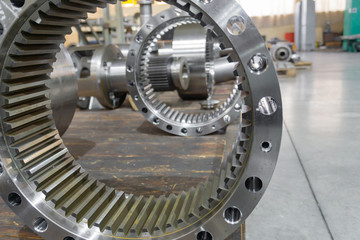Gear ring with internal teeth, gear cutting production on CNC machines.