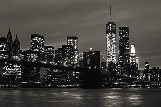 Manhattan and Brooklyn Bridge at night