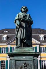 Obraz premium Beethoven Statue in Bonn, Germany