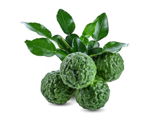 Obraz premium Fresh bergamot with leaves isolated on white background