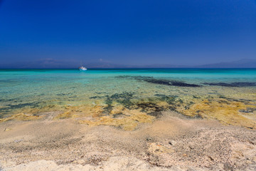 spiaggia sull'isola di Chrissi, a Creta