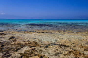 mare dai colori tropicali sull'isola di Chrissi, a Creta