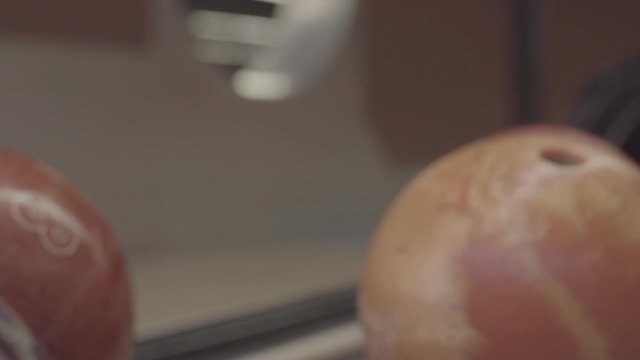 Bowlingkugelnehmen nah