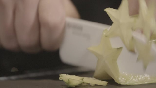Kochen Sternfrucht schneiden