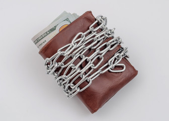 Money purse rewound with metal chain