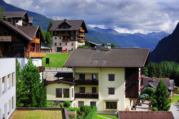 Fototapeta na wymiar Summer landscape of Heiligenblut village in Austria, Europe