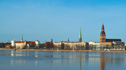 Fototapeta na wymiar panorama of the city of Riga on a Sunny clear day