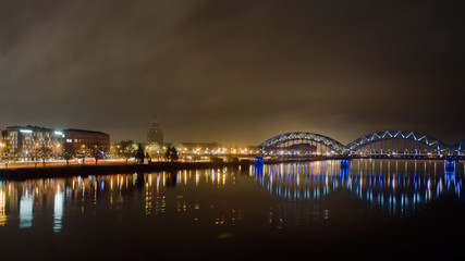 Obraz premium Riga, view of Riga, railway bridge, embankment