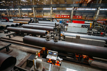 Naklejka premium Steel pipe internal seam welding by longitudinal tack welding machine